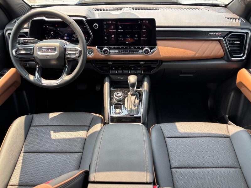 2025 GMC Canyon 4WD Crew Cab AT4