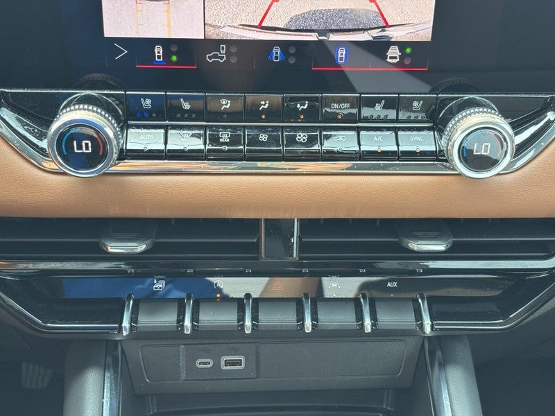 2025 GMC Canyon 4WD Crew Cab AT4