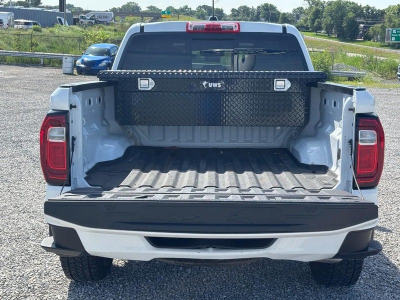 2024 GMC Canyon 4WD Crew Cab AT4