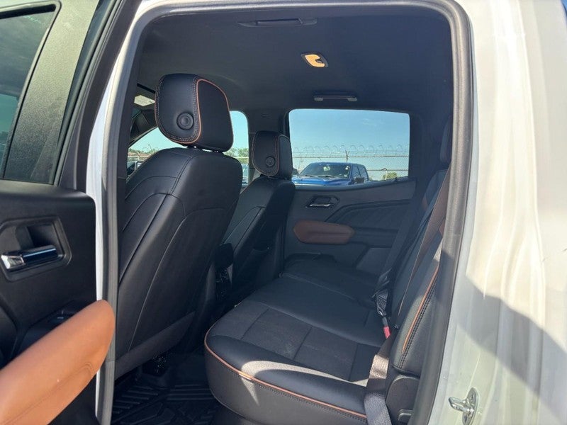 2024 GMC Canyon 4WD Crew Cab AT4