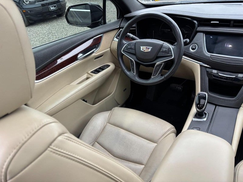 2018 Cadillac XT5 AWD 4dr Premium Luxury
