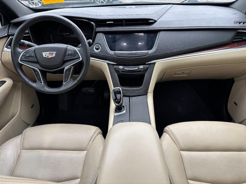 2018 Cadillac XT5 AWD 4dr Premium Luxury