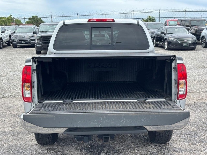 2017 Nissan Frontier Crew Cab 4x4 SV V6 Auto
