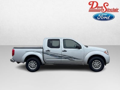 2017 Nissan Frontier Crew Cab 4x4 SV V6 Auto