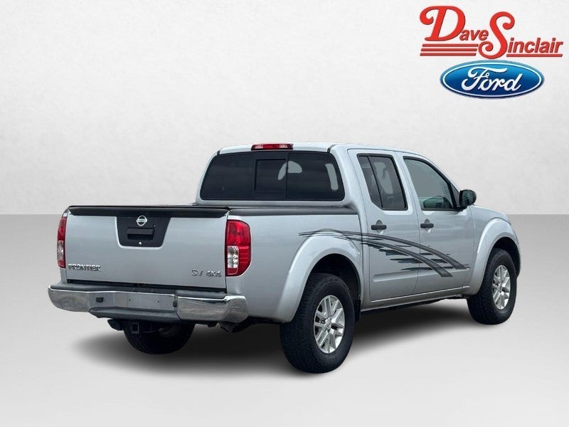 2017 Nissan Frontier Crew Cab 4x4 SV V6 Auto