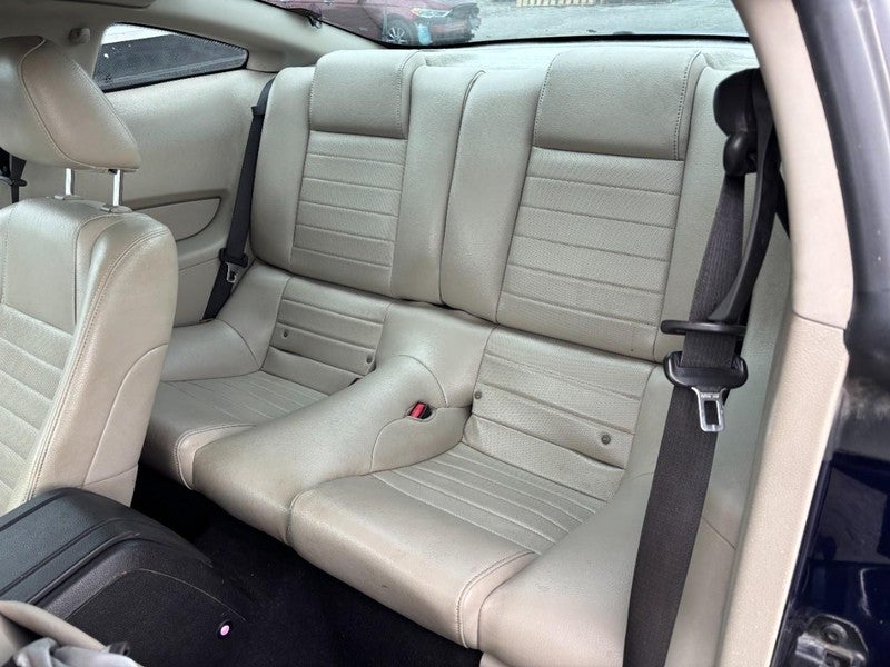 2010 Ford Mustang 2dr Cpe V6
