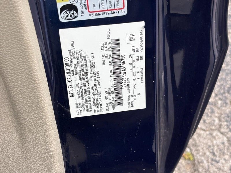 2010 Ford Mustang 2dr Cpe V6
