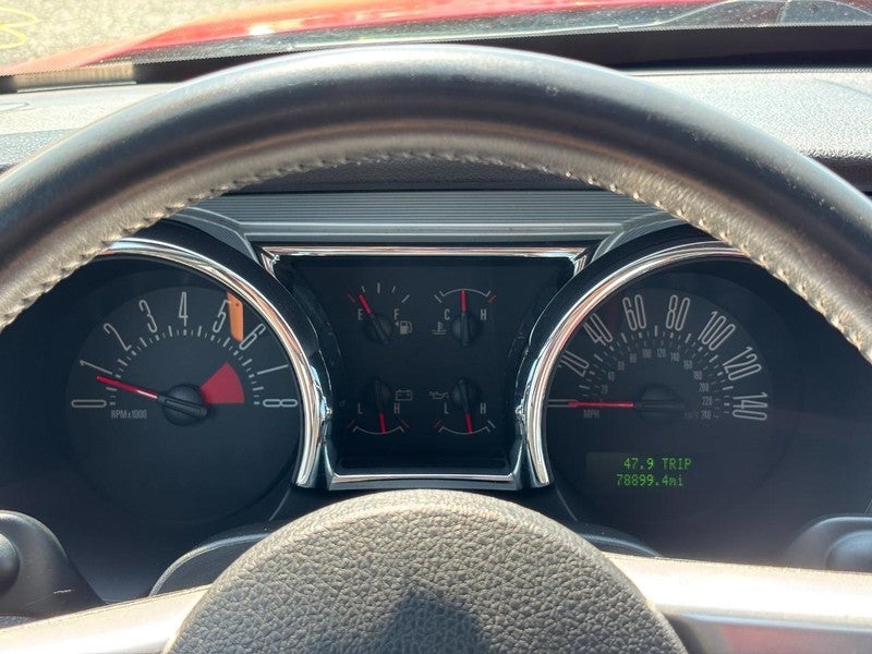 2005 Ford Mustang 2dr Cpe GT Deluxe