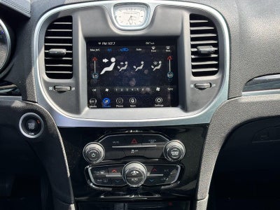 2023 Chrysler 300 Touring RWD