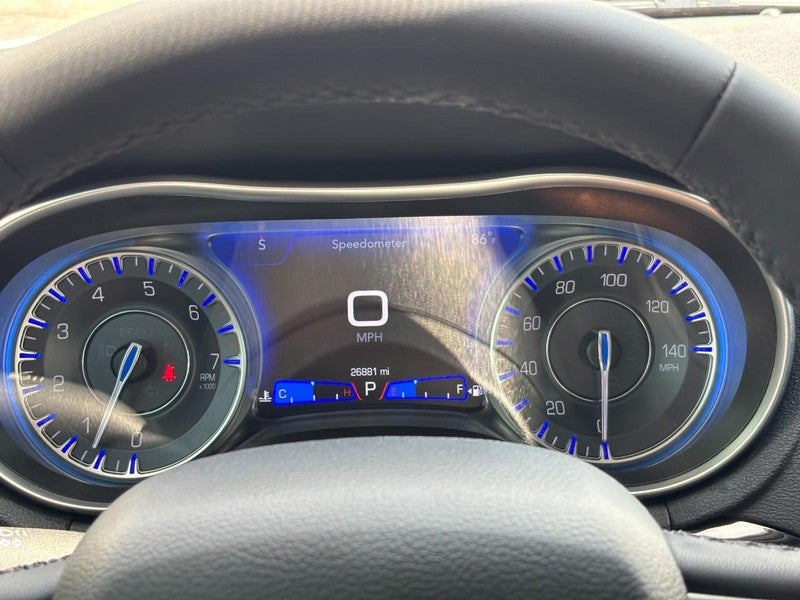 2023 Chrysler 300 Touring RWD
