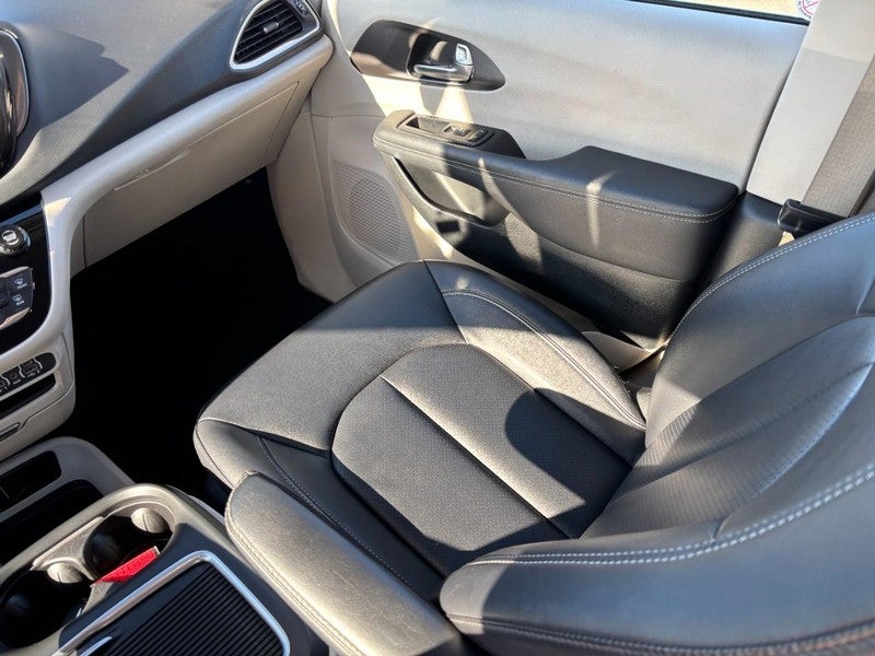 2024 Chrysler Pacifica Touring L FWD