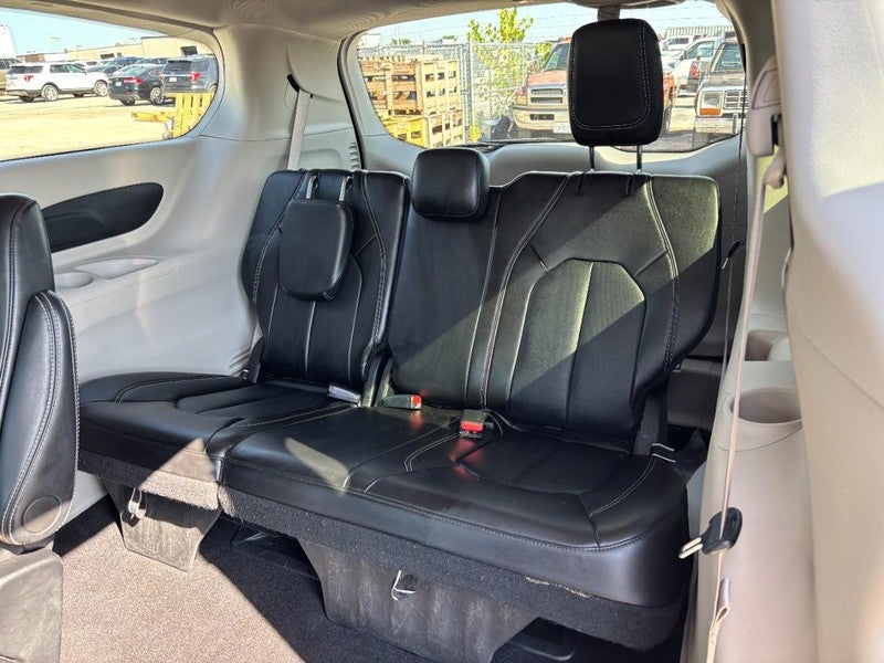 2024 Chrysler Pacifica Touring L FWD
