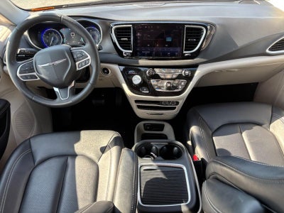 2024 Chrysler Pacifica Touring L FWD