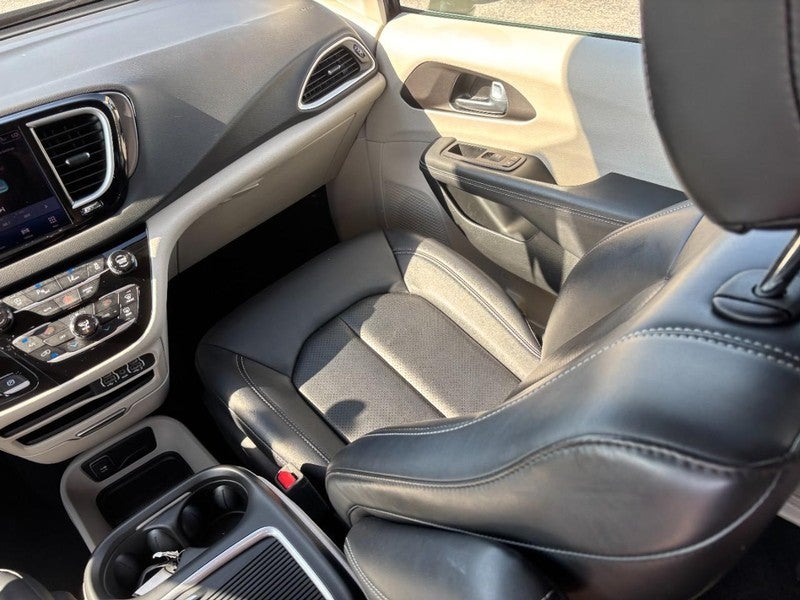 2024 Chrysler Pacifica Touring L FWD