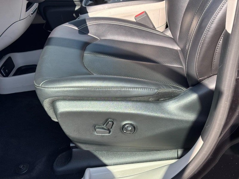 2024 Chrysler Pacifica Touring L FWD
