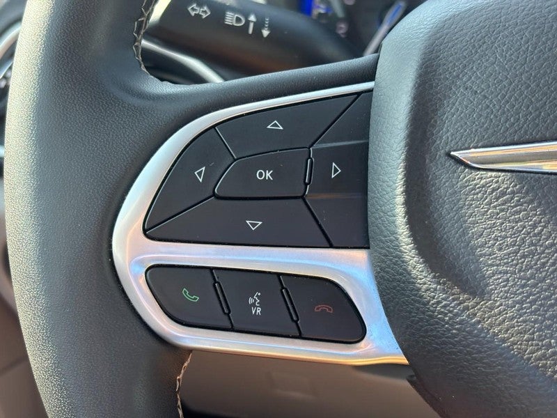 2024 Chrysler Pacifica Touring L FWD