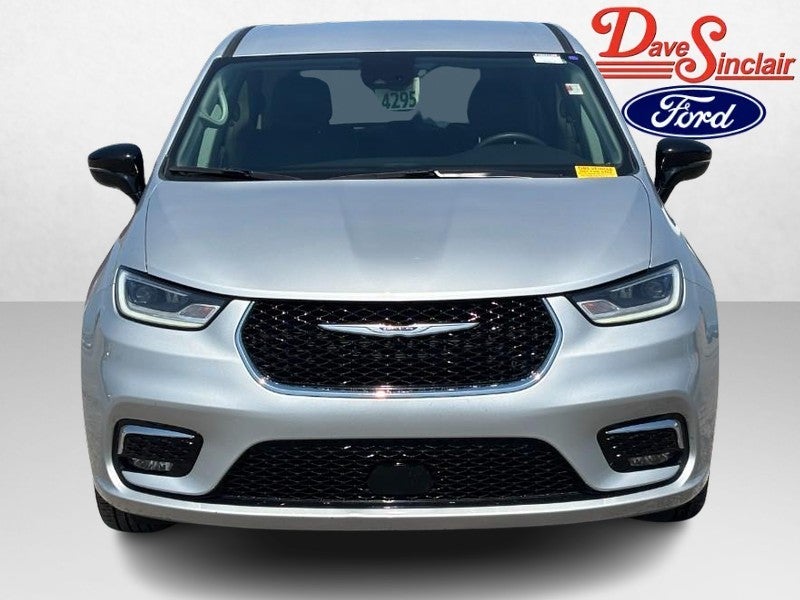 2024 Chrysler Pacifica Touring L FWD