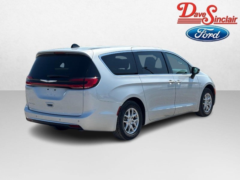 2024 Chrysler Pacifica Touring L FWD