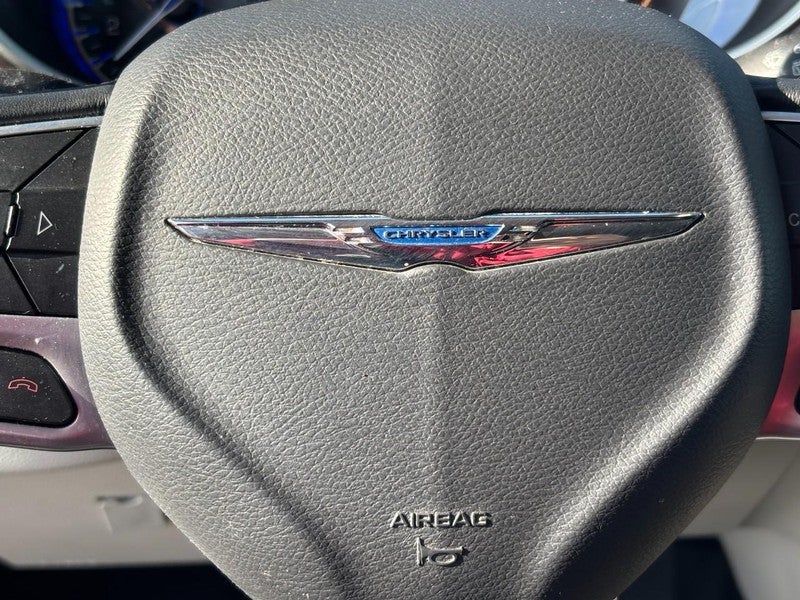 2017 Chrysler Pacifica Touring-L FWD