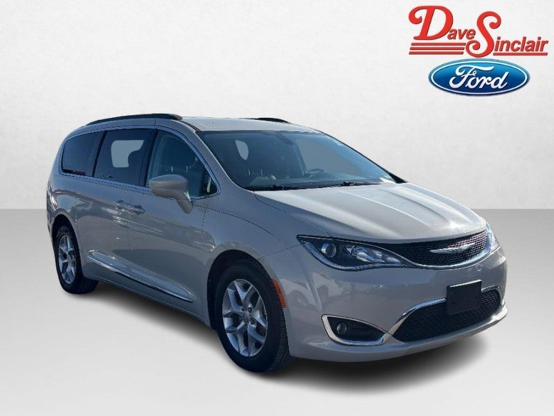 2017 Chrysler Pacifica Touring-L FWD