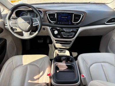 2017 Chrysler Pacifica Touring-L FWD
