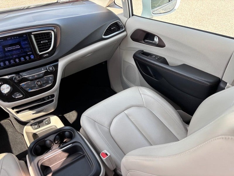 2017 Chrysler Pacifica Touring-L FWD