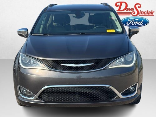 2017 Chrysler Pacifica Limited FWD
