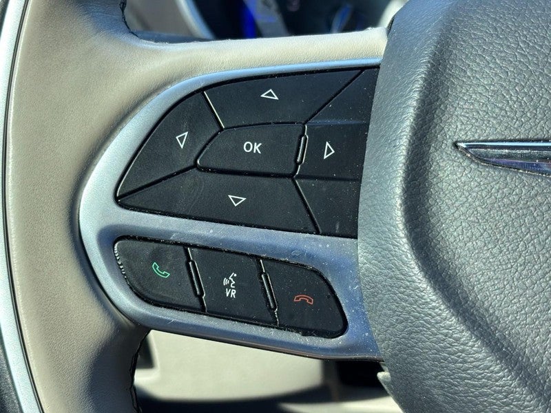 2017 Chrysler Pacifica Limited FWD