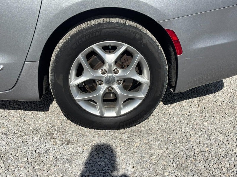 2020 Chrysler Pacifica Limited FWD