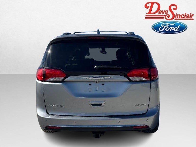 2020 Chrysler Pacifica Limited FWD