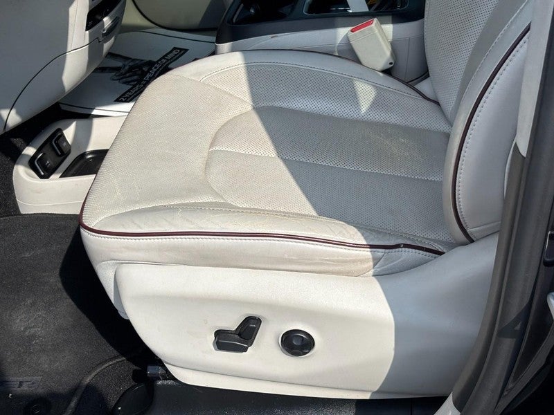 2017 Chrysler Pacifica Limited FWD