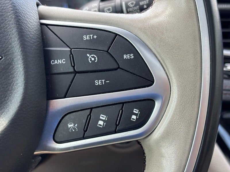 2017 Chrysler Pacifica Limited FWD