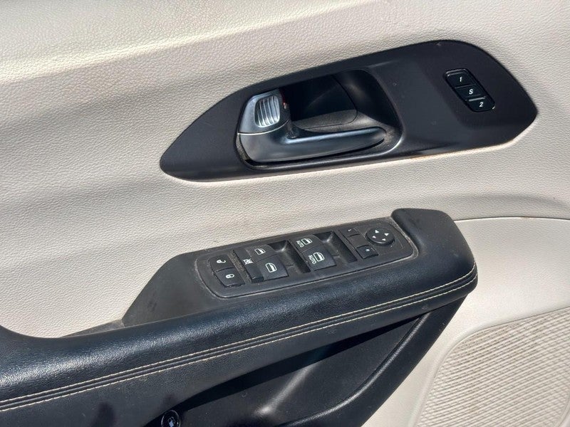 2022 Chrysler Pacifica Hybrid Touring L FWD
