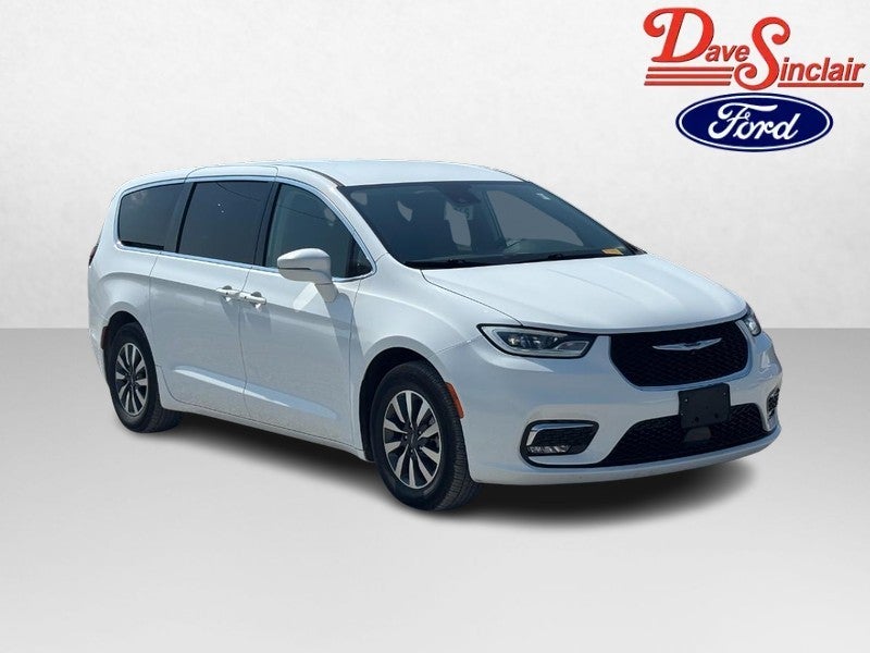 2022 Chrysler Pacifica Hybrid Touring L FWD