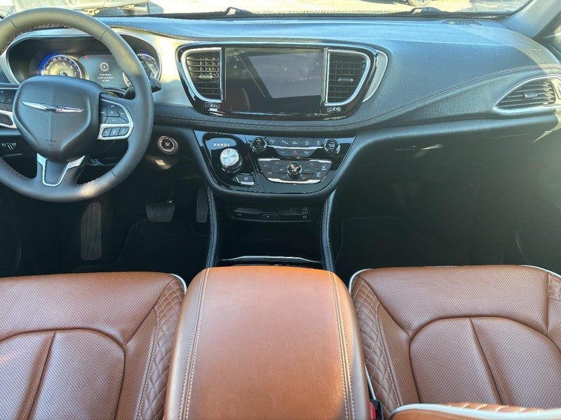2024 Chrysler Pacifica Pinnacle AWD