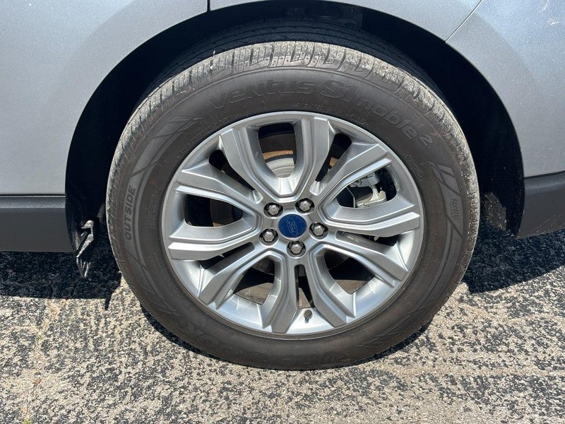 2022 Ford Edge Titanium AWD