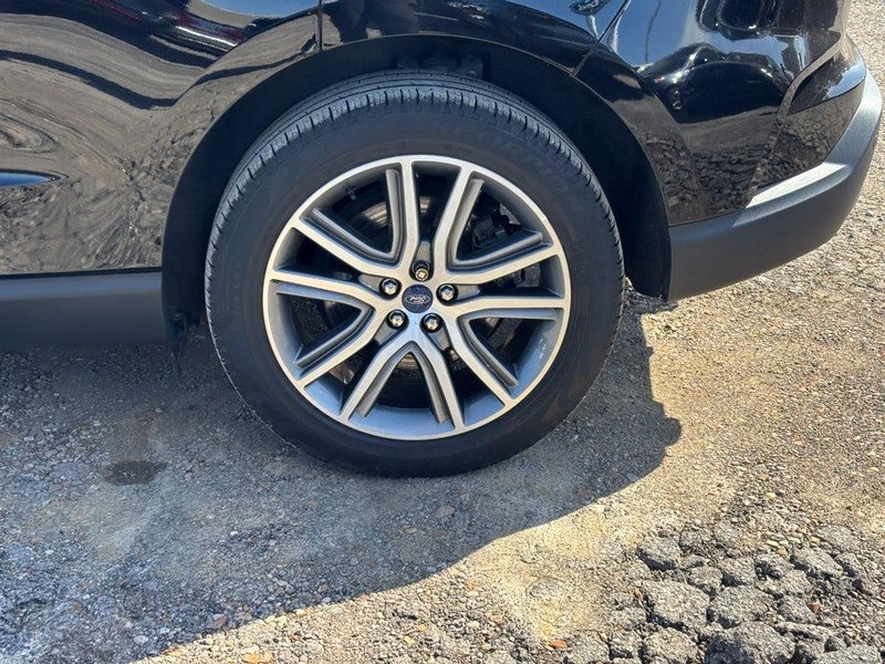 2022 Ford Edge Titanium AWD