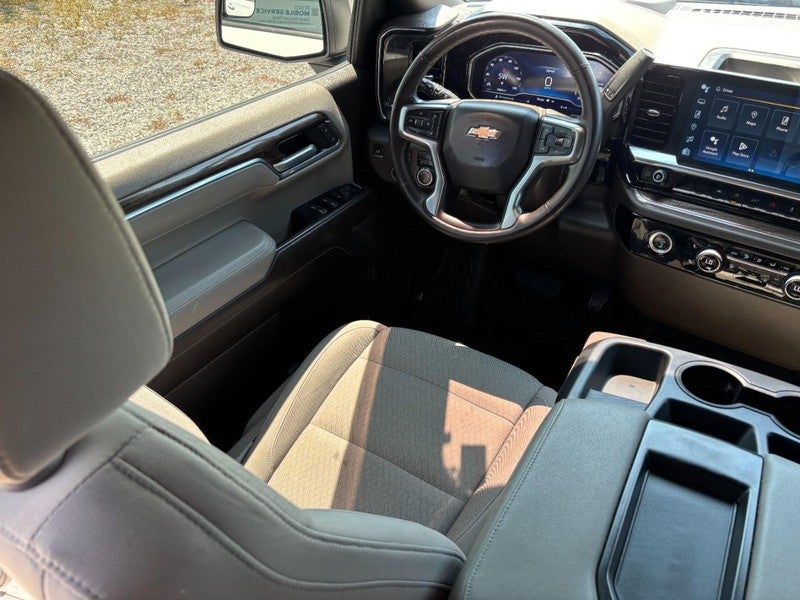 2023 Chevrolet Silverado 1500 4WD Crew Cab 147" LT w/1LT