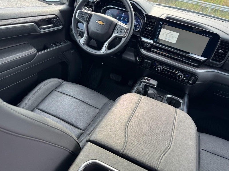 2024 Chevrolet Silverado 1500 4WD Crew Cab 147" LTZ