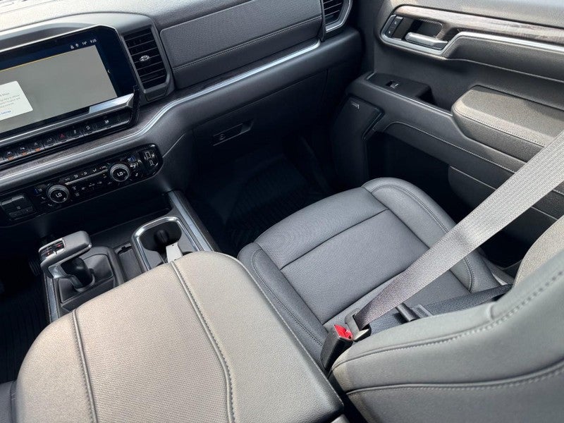 2024 Chevrolet Silverado 1500 4WD Crew Cab 147" LTZ