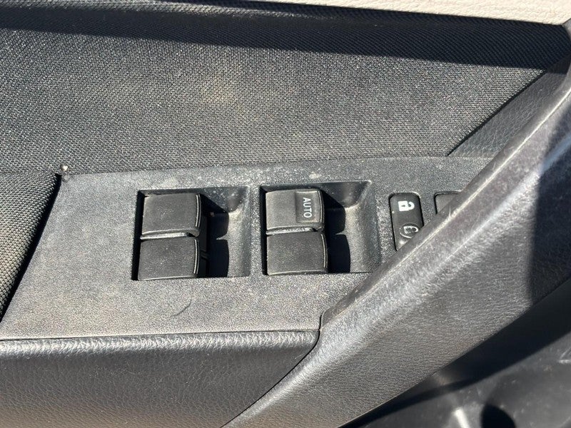 2015 Toyota Corolla 4dr Sdn CVT LE (Natl)