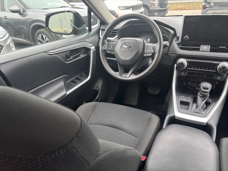2024 Toyota RAV4 LE FWD (Natl)