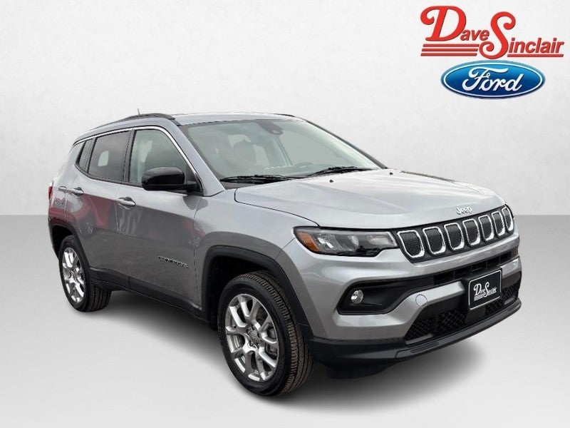2022 Jeep Compass Latitude Lux