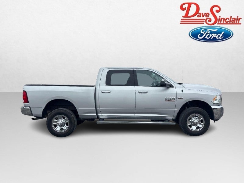 2017 RAM 2500 SLT 4x4 Crew Cab 6'4" Box