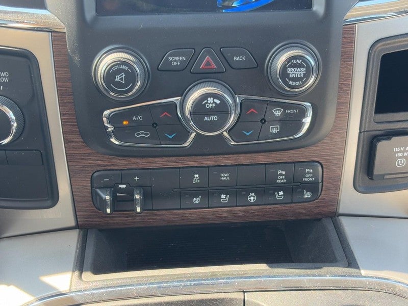 2018 RAM 2500 Laramie 4x4 Crew Cab 6'4" Box