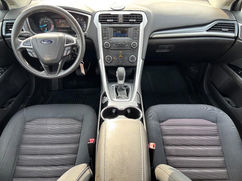 2016 Ford Fusion 4dr Sdn SE FWD