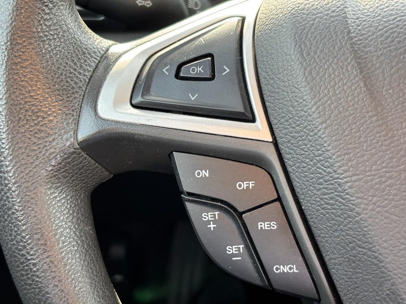 2016 Ford Fusion 4dr Sdn SE FWD