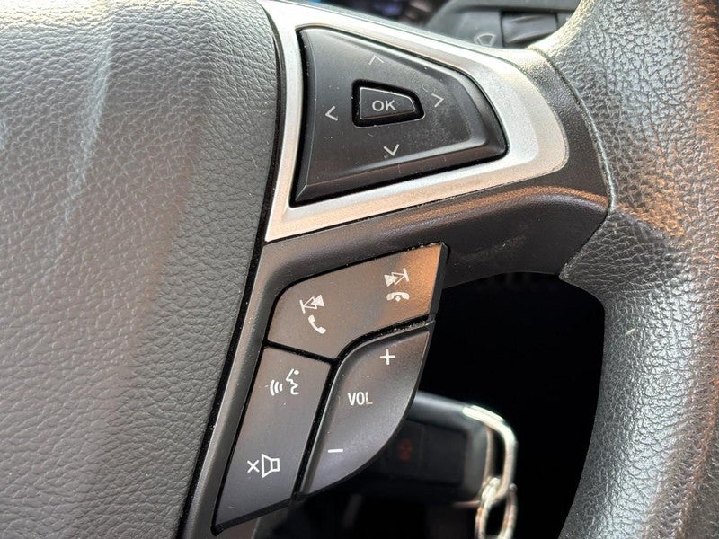 2016 Ford Fusion 4dr Sdn SE FWD