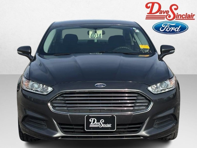 2016 Ford Fusion 4dr Sdn SE FWD