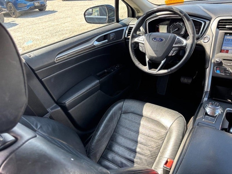 2017 Ford Fusion SE FWD